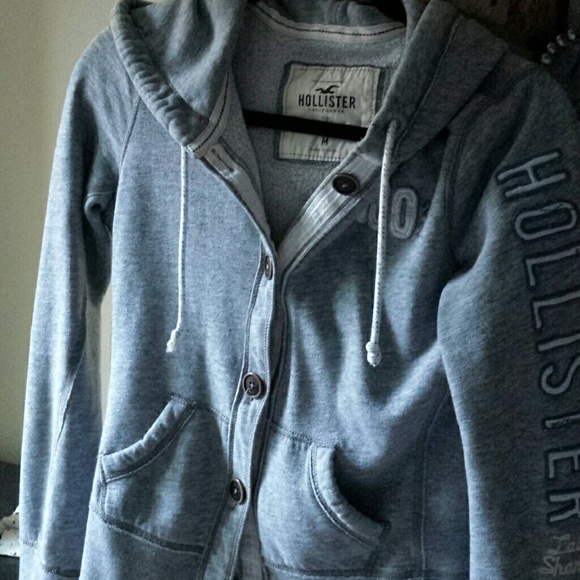 Very comfortable hooded sweater by hollister
