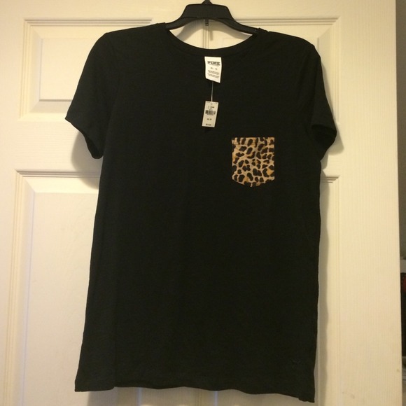 *SOLD* NWT PINK tshirt