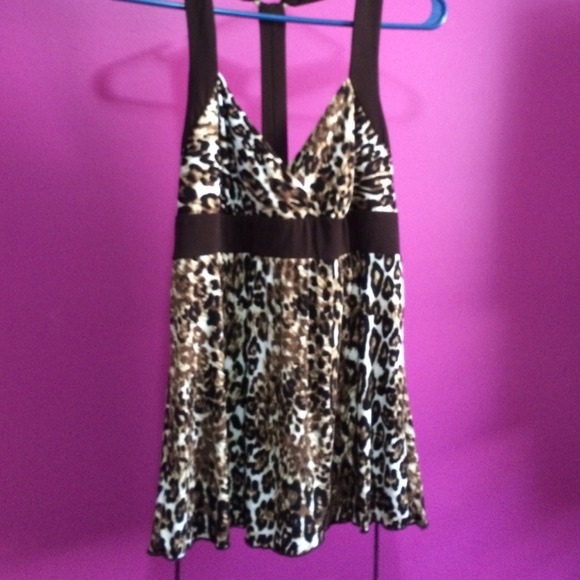 Leopard print top. Size large