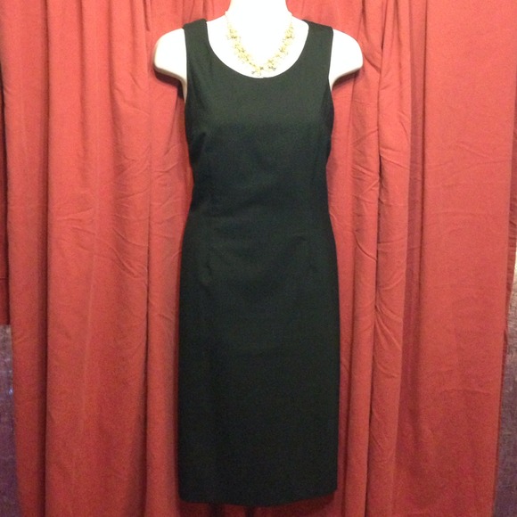 Anne Klein Sheeth Dress