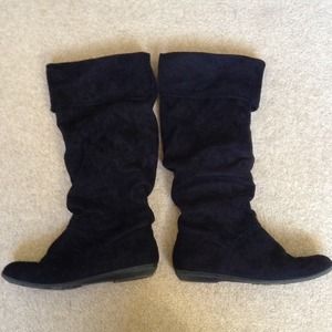 Nine West black suede slouchy boots size 6.5