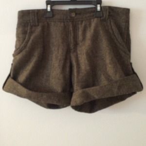 Fall/winter herringbone print shorts