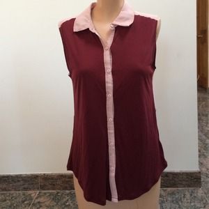 SLEEVELESS COLLARED TOP