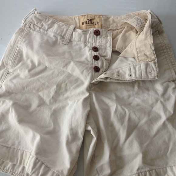 Men's Hollister white prep fit short. Size 30