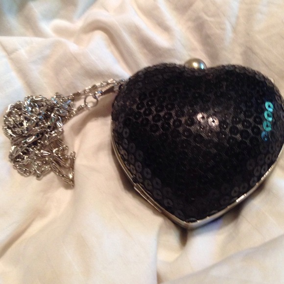 New Black sequin heart shaped dress handbag