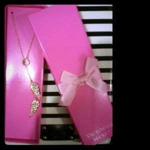 Victoria secret necklace