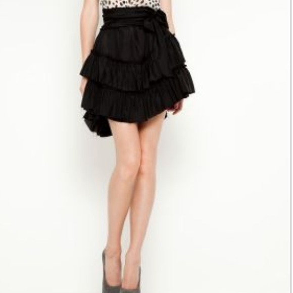L' Agence black ruffle skirt size 2 - Picture 4 of 4