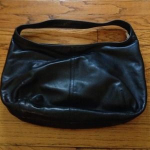 Coach hobo bag. Black leather.