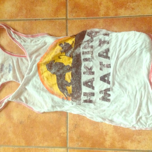 t shirt