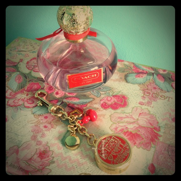 Coach poppy solid purfume/key chain- unused