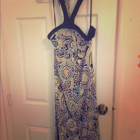 Elle Halter Maxi Dress medium