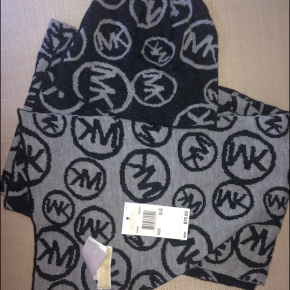 Scarf and beanie MK black and grey