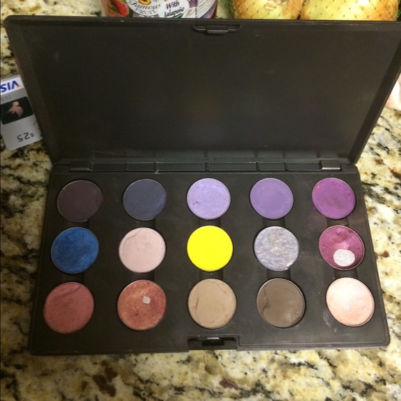 Mac make up RESERVED