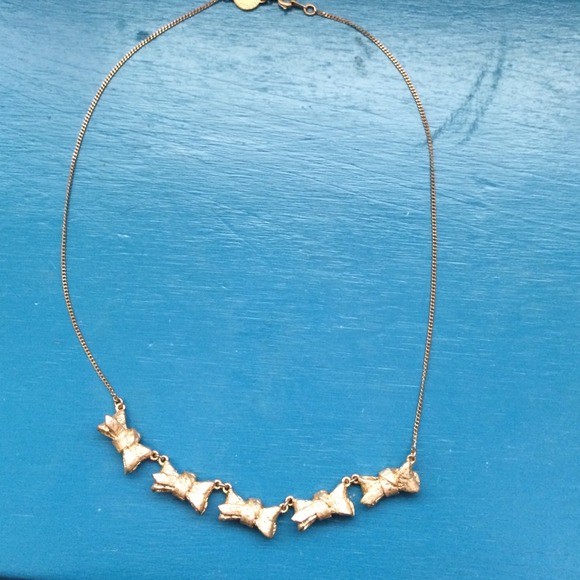 Marc Jacobs bow necklace