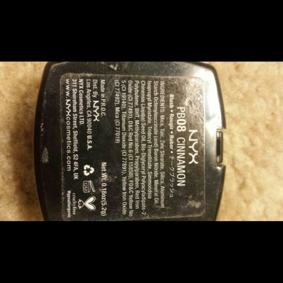 NY blush - Picture 2 of 2