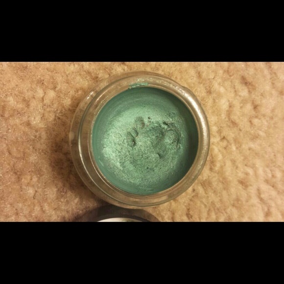 Maybelline color tattoo - Picture 2 of 2