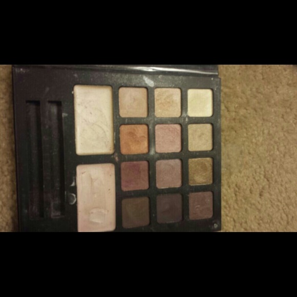 E.L.F. beauty encyclopedia - Picture 2 of 3