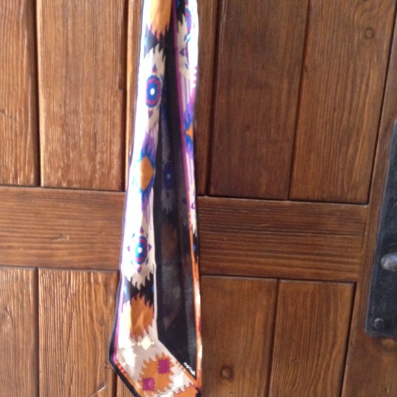 Scarf silk