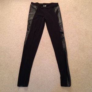 Black faux leather legging