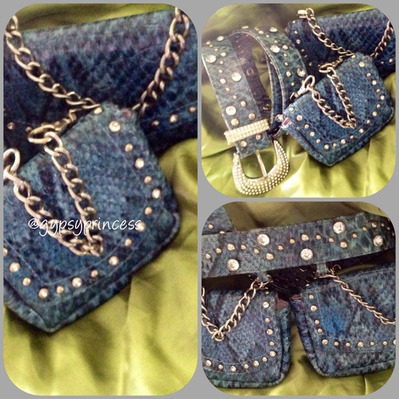 SALE A Gypsy's Crystal Belt. With Attached Purses. - Picture 2 of 4