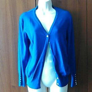 Casual button up Sweater