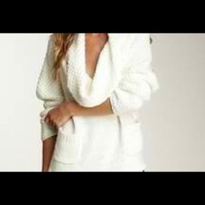 😍😍Flash sale😍😍Annalee + Hope cowl neck sweater