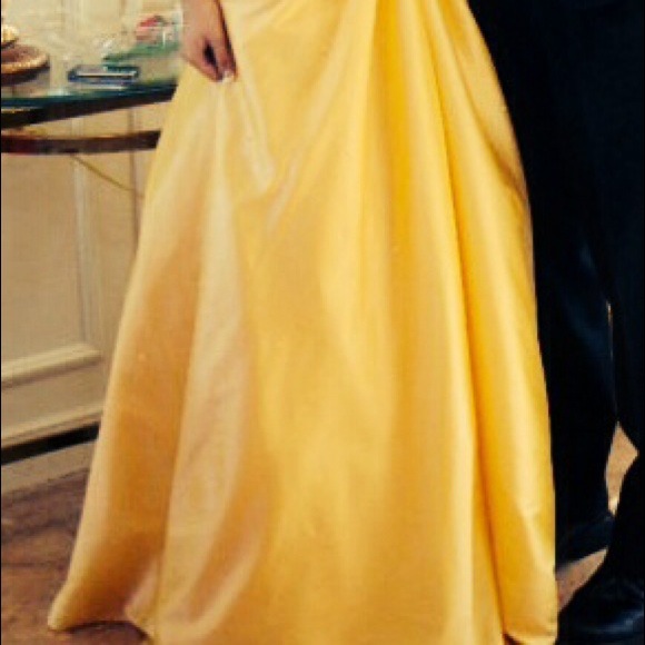 Prom/ homecoming dress - Picture 4 of 4