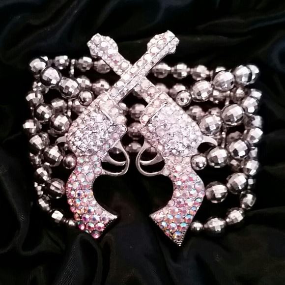 Accessories - Gun bracelet