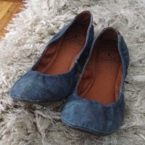 Denim flats