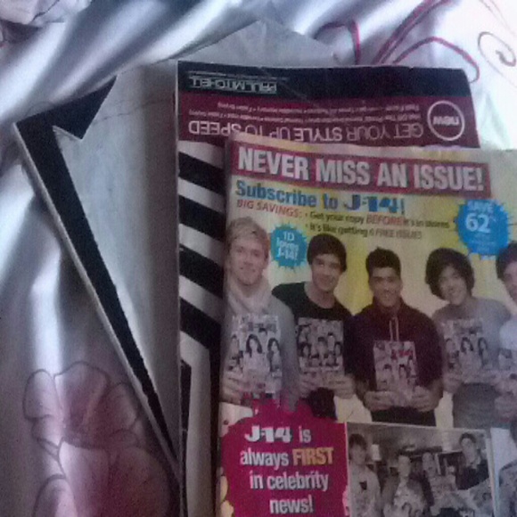 One direction bundle - Picture 3 of 4