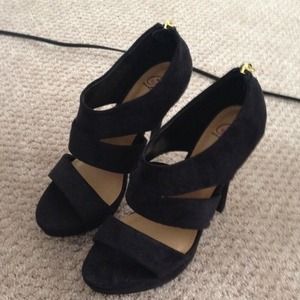 Brand New Black Heels Size 6.5