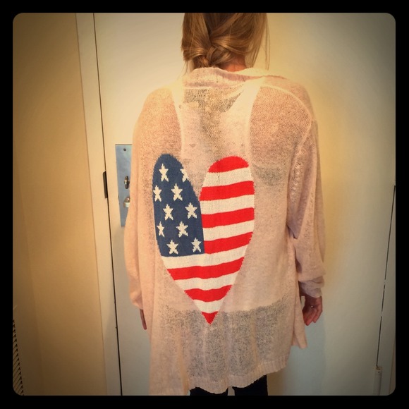 Wild fox pink cardigan heart flag