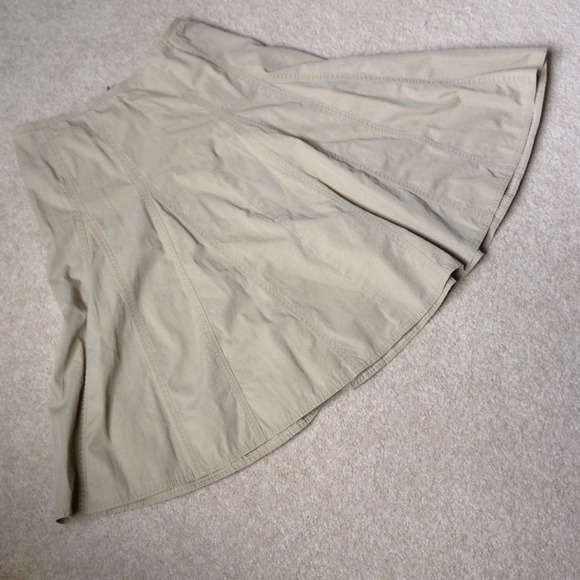 GAP khaki knee length skirt