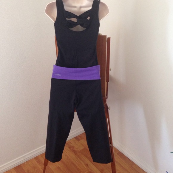 🔴SOLD🔴Calvin Klein Gym Fold Over Tights Free Top - Picture 2 of 4