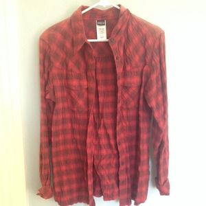 ❤️TRADED❤️ Patagonia red flannel