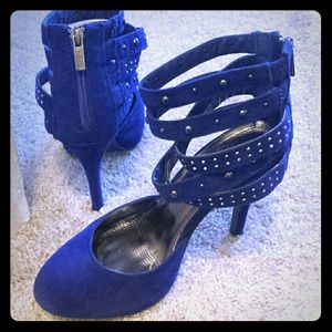 Shiek "Symphony" pump