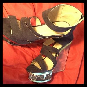 Clear platform wedge
