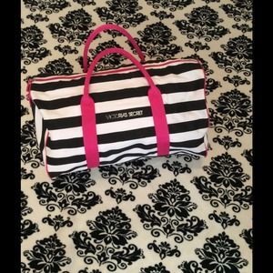 VS duffle bag