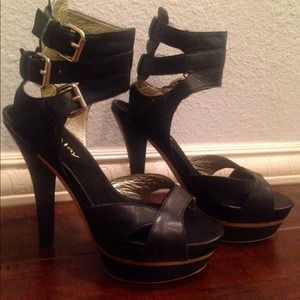 Zigi NY black sandal heels