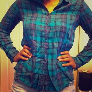 American eagle plaid button down