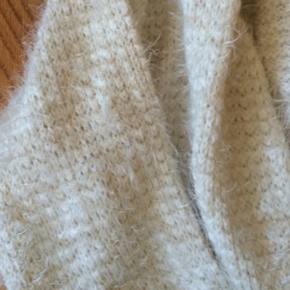 SOLDDDD Fuzzy White Forever 21 Sweater - Picture 2 of 3