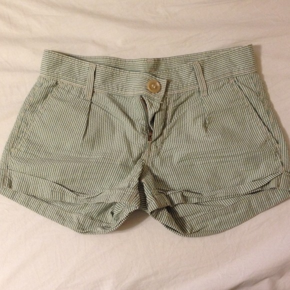 7 for all mankind green seersucker shorts