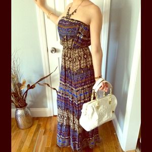 Adorable maxi dress