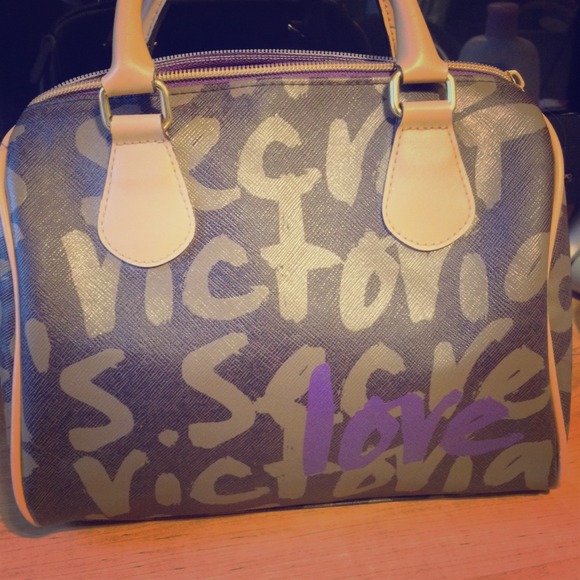 Victoria Secret "Love" handbag