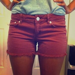 Maroon american eagle short
