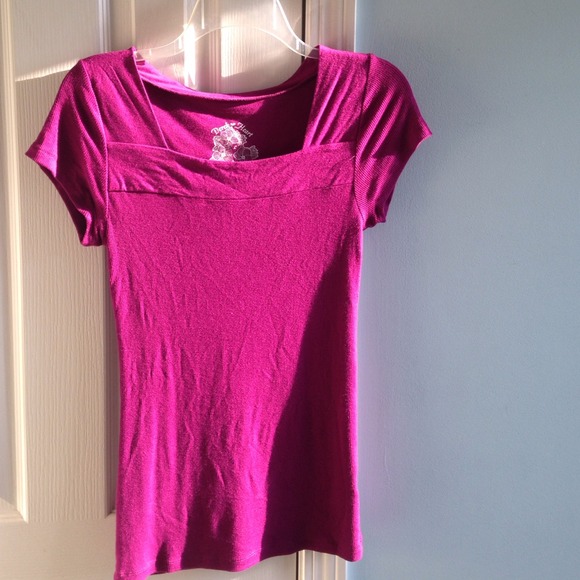Derek Heart bright magenta top