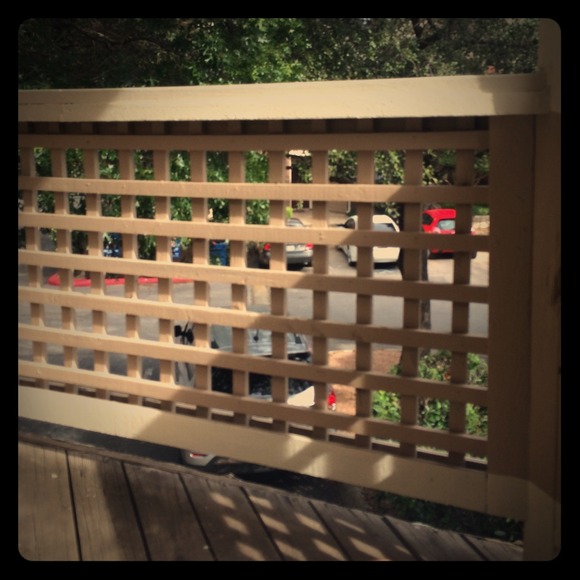 FYI I'm currently away from my closet! - Picture 1 of 1