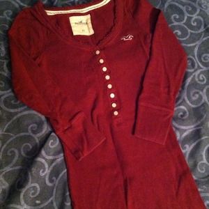 Hollister half sleeve