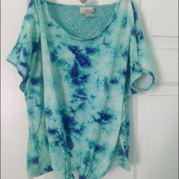 Flowy top