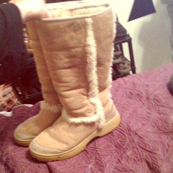 Tall UGGs!!
